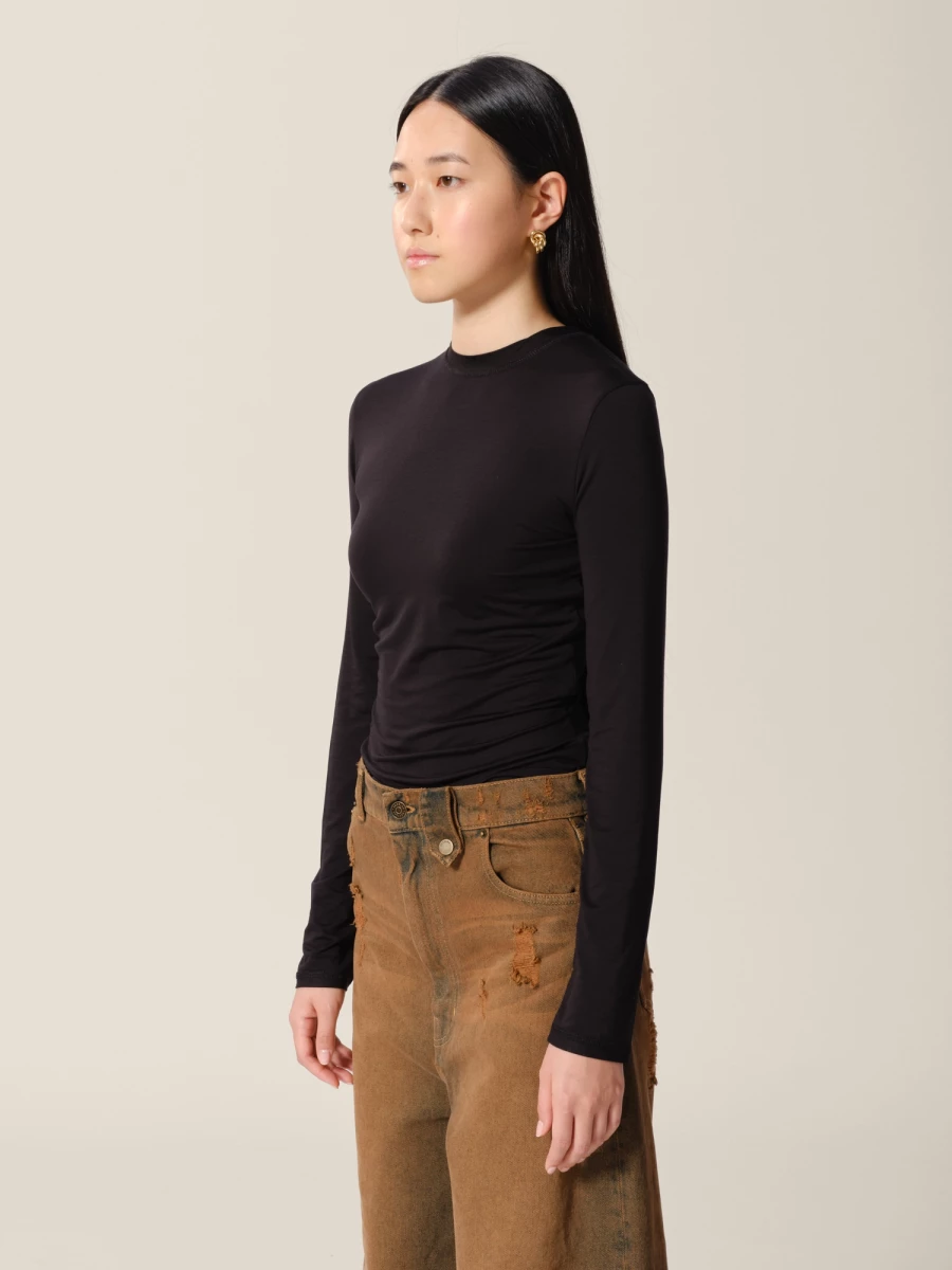 T-Shirt Nera a maniche lunghe Girocollo in misto cotone leggero