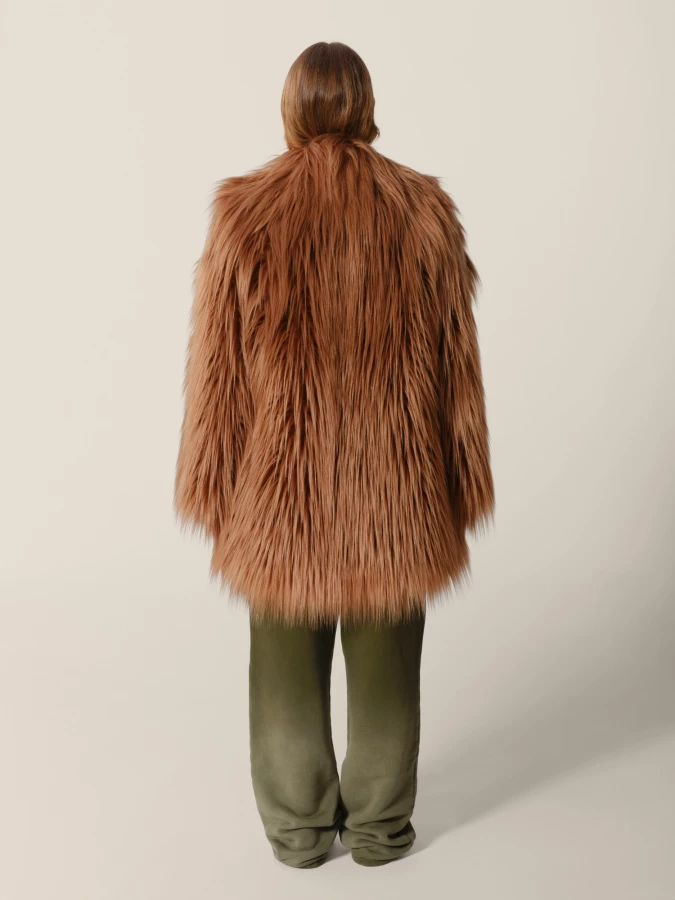 Cappotto Cammello 'Bacon' in pelliccia ecologica a pelo lungo