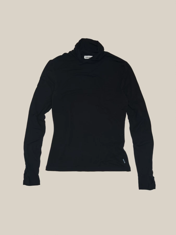 Black 'Traisor' Twisted Turtleneck