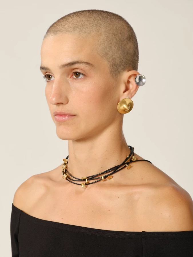 Black 'Lacet' Gold-plated Studs Necklace