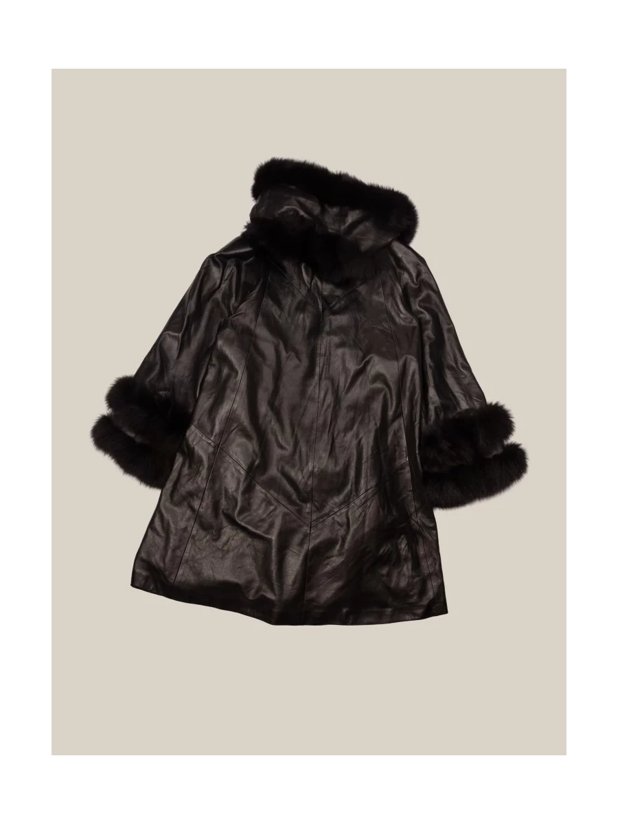 Cappotto Nero Vintage in pelle con inserti in pelliccia