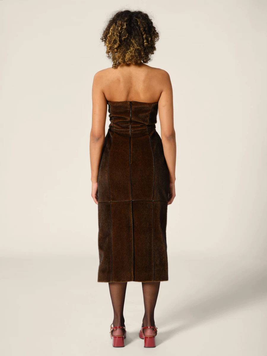 Abito Midi Marrone a Spalle scoperte in Pelliccia Ecologica con imbottitura