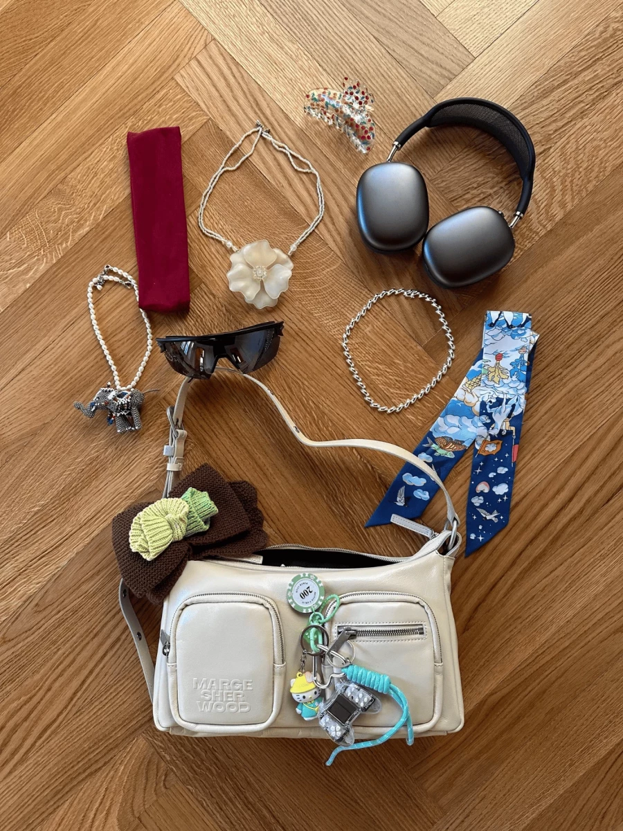 Borsa Avorio 'Outpocket Hobo' in Pelle di Vitello lucida