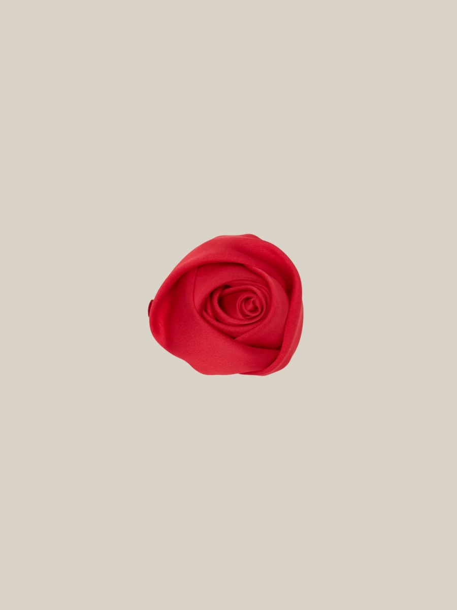 Red Rose 'Atelier Rose Pin' in Satin Fabric