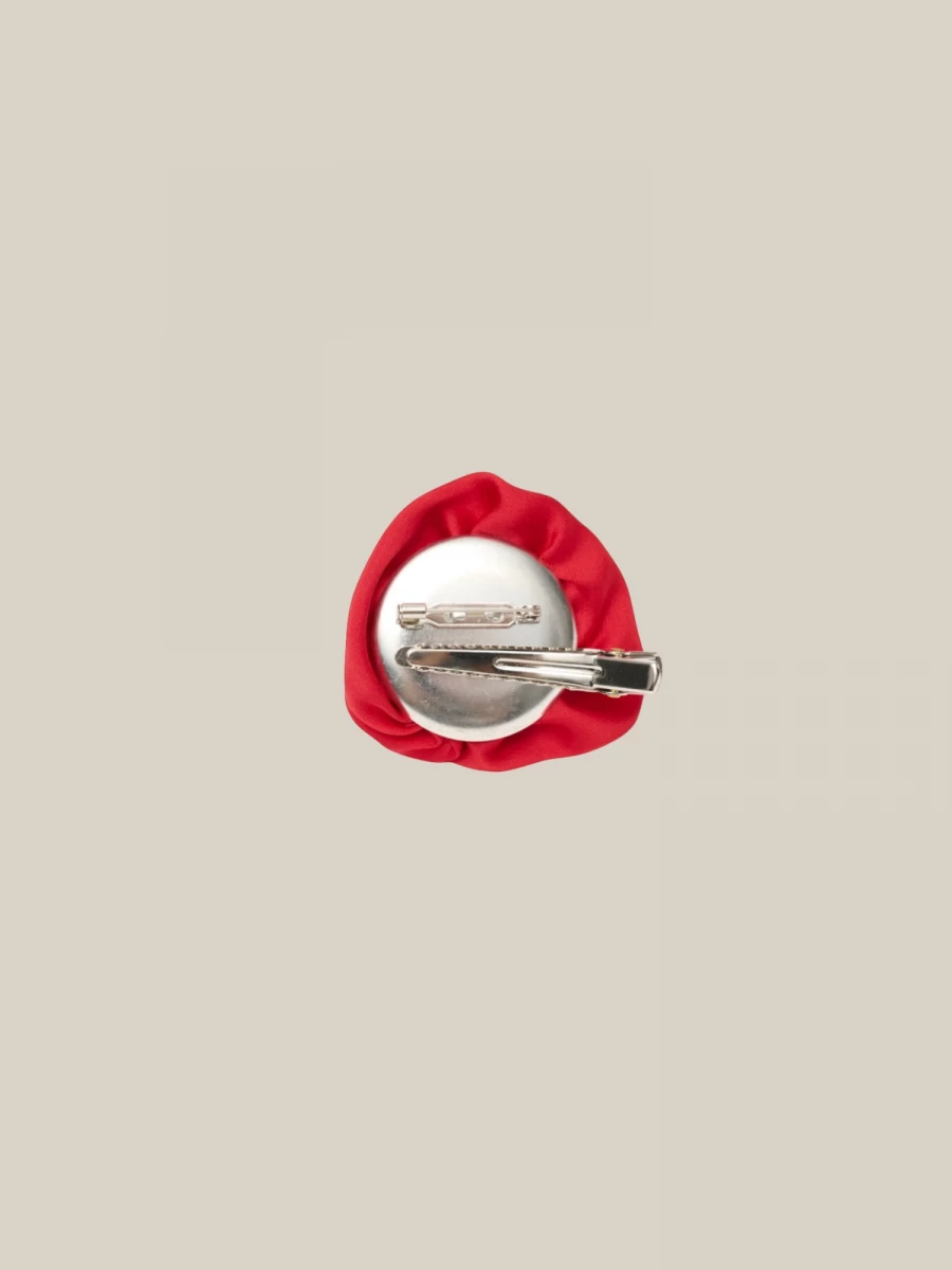 Red Rose 'Atelier Rose Pin' in Satin Fabric