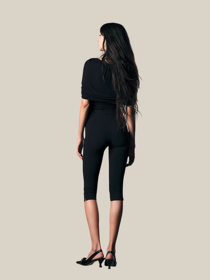 Black 'Pamela' Capri Pants in Wool
