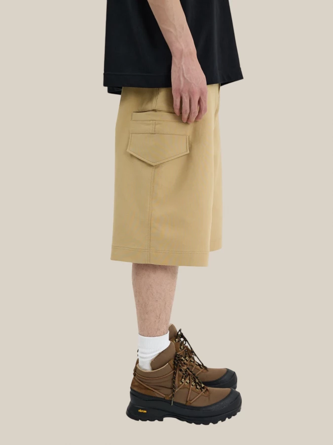 Bermuda Beige 'Safari' in Cotone con Dettagli Cargo