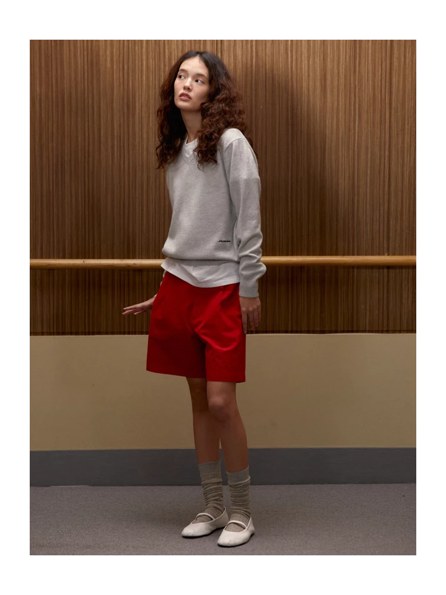 Bermuda Rossi con Pieghe Frontali in Cotone