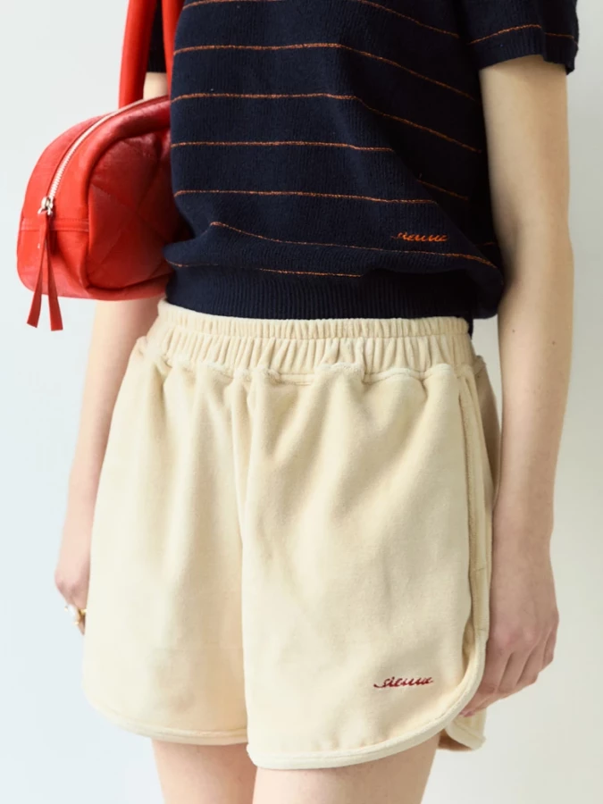 Shorts Avorio in Ciniglia con Logo a Contrasto