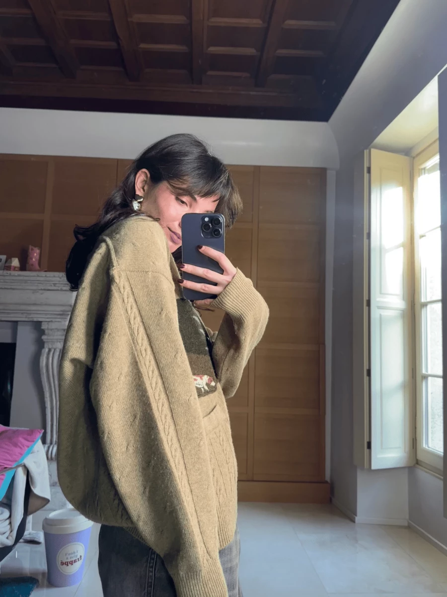 Light Green Vintage Cardigan with illusration