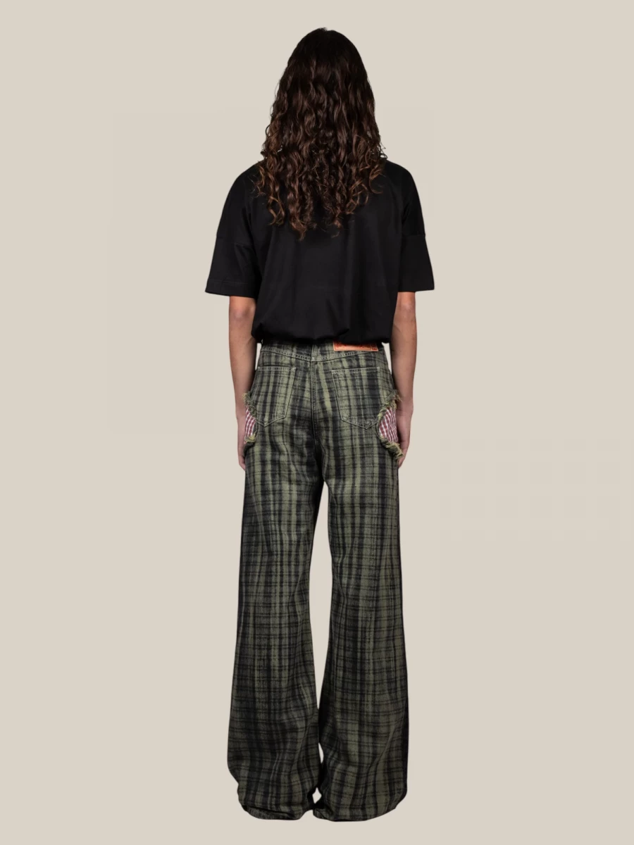 T-Shirt Nera in Cotone con Stampa College