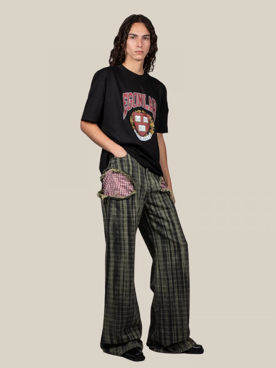 T-Shirt Nera in Cotone con Stampa College