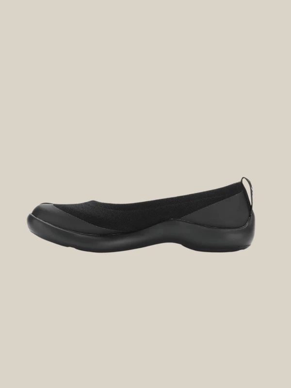 Black Tabi Ballerina in Technical Knit 2