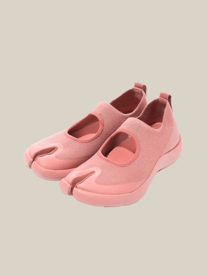 Pink tabi sandals
