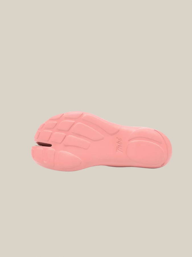 Pink tabi sandals