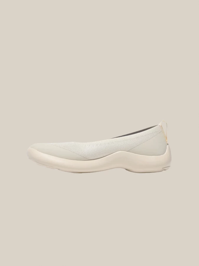 Ivory Tabi Ballerina in Technical Knit